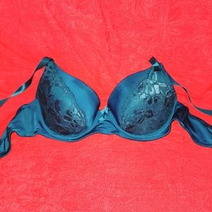 Women's bra 34b